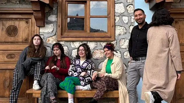 Gıybet Şarkısına Kastamonu Yorumu