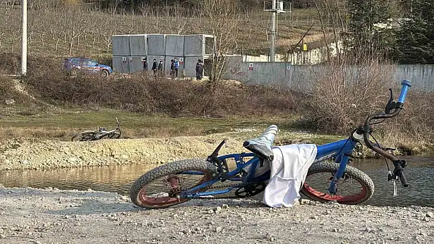 Boğulma Tehlikesi Geçiren 13 Yaşındaki Çocuk Hastanede Hayatını Kaybetti