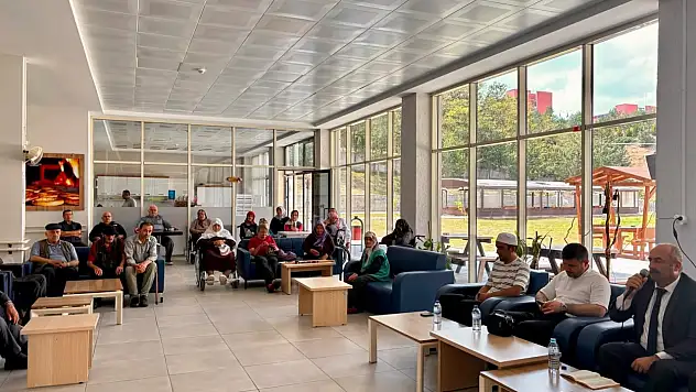 Güldal Akşit Huzurevinde Mevlid Kandili Programı Düzenlendi