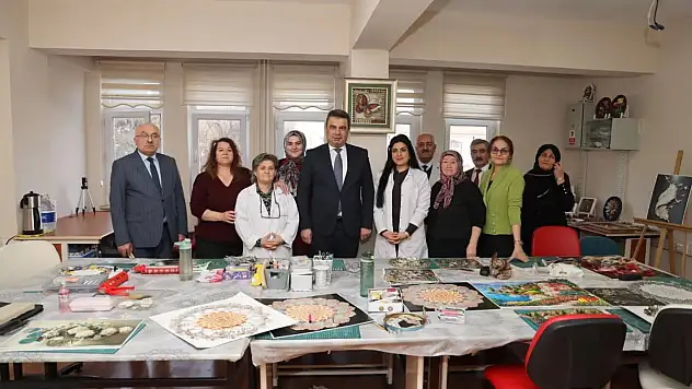 Gümüş, Öğretmenlerle Ve Kursiyerlerle Buluştu