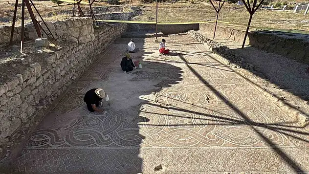 Hadrianopolis'te 4. yüzyıla ait eşsiz mozaiklerin bulunduğu yapının restorasyonu tamamlandı