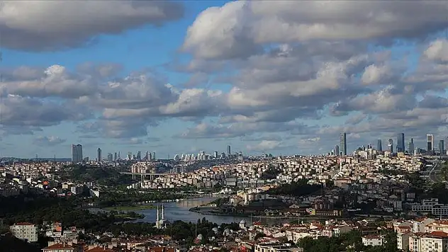 Hafta Sonu Yurtta Parçalı Bulutlu Bir Hava Bekleniyor