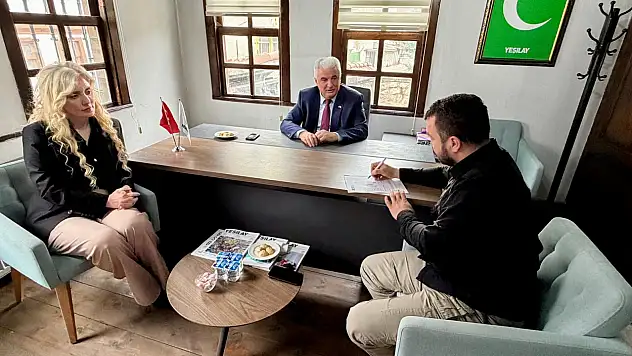 Hakan Çölez, Yeşilay Gönüllüsü Oldu