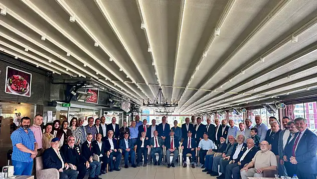 Halil Uluay, Şehit Aileleri Ve Gazilerle Babalar Günü'nde Bir Araya Geldi