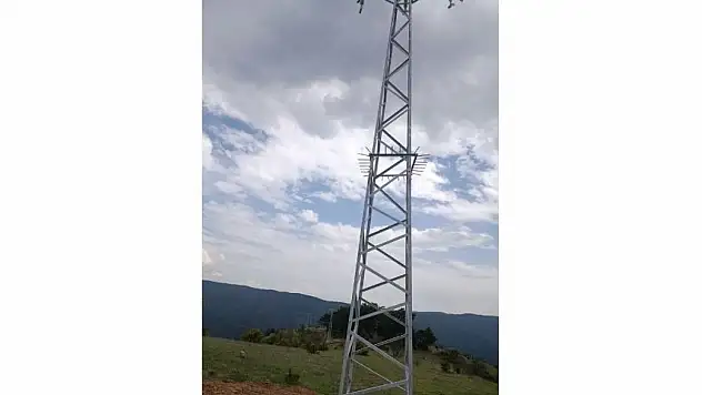 Hanönü'nde Elektrik Hatları Yenileniyor