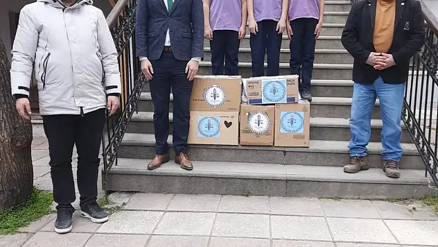 Harçlıklarıyla Erzak Kolisi Hazırladılar