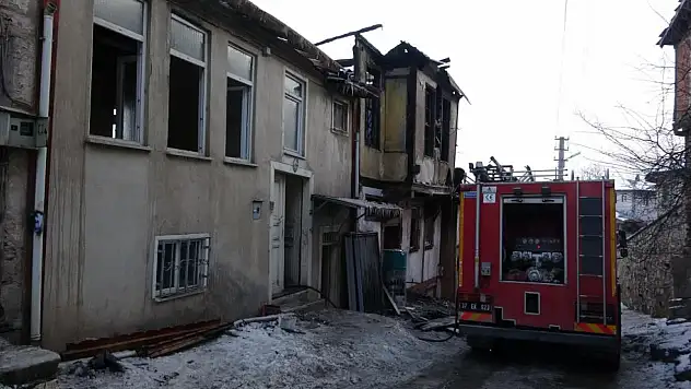 Hasar, Gün Yüzüne Çıktı