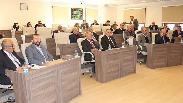 Hastalıklı hayvanları alıp, satıyorlar