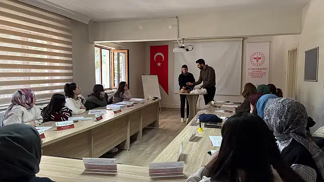 Hastane Öncesi Obstetrik Aciller Eğitimi Tamamlandı