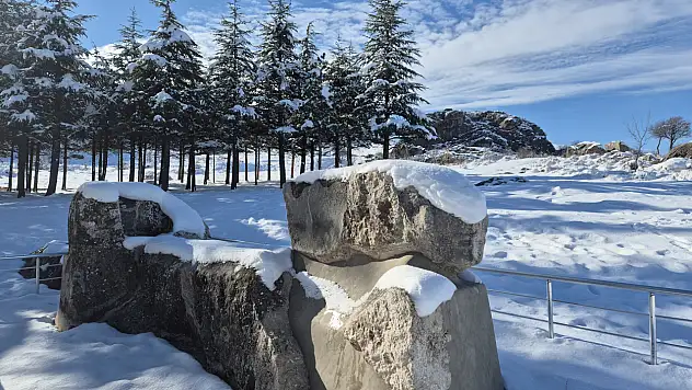 Hattuşa Antik Kenti Beyaza Büründü