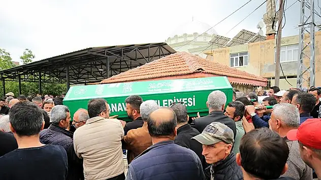 Hayatını Kaybeden Dağcılar Defnedildi