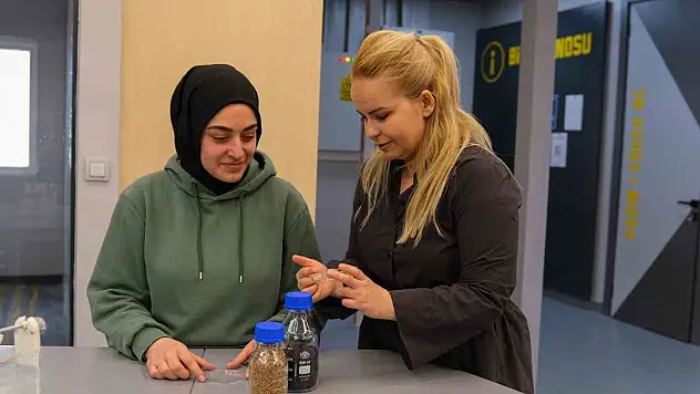 Hitit Üniversitesi Milli Teknoloji Atölyesi Kapılarını Öğrencilere Açtı