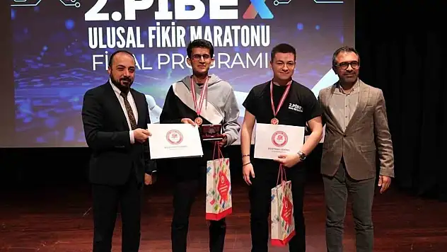Hitit Üniversitesi Öğrencilerine İkincilik Ödülü