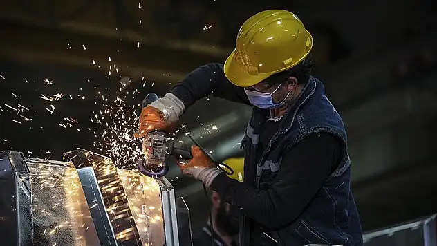 Hizmet Üretim Endeksi Yüzde 0,6 Arttı