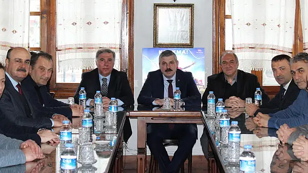 'Hükümet yatırımları hız kesmeden devam ediyor'