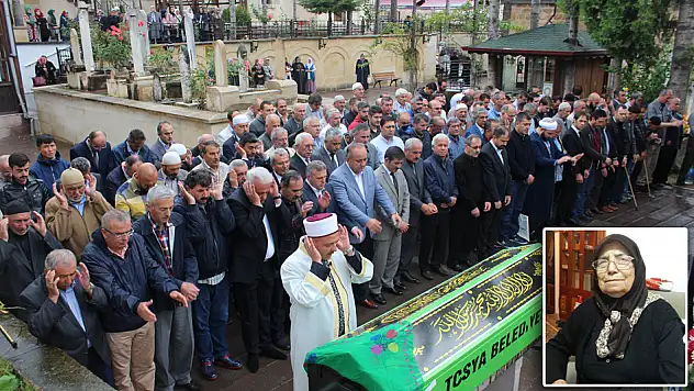 Hüsnü Acar'ın annesi son yolculuğuna uğurlandı