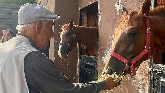 Huzurevi Sakinleri At Çiftliğinde Keyifli Bir Gün Geçirdi