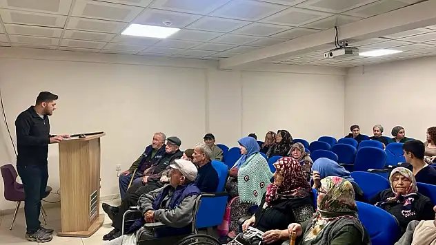 Huzurevinde Alzheimer Farkındalığı İçin Bilgilendirme Yapıldı