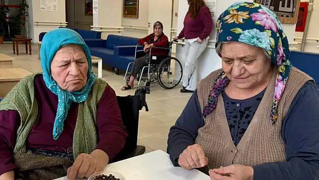 Huzurevinde Renkli Ve Anlamlı Buluşma