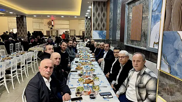 İftar Programında Bir Araya Geldiler