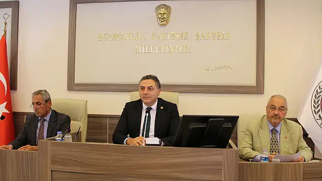 İGM'de gündem ÇÖP