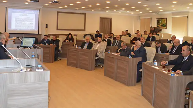 İGM'de, 'ithal et' tartışması