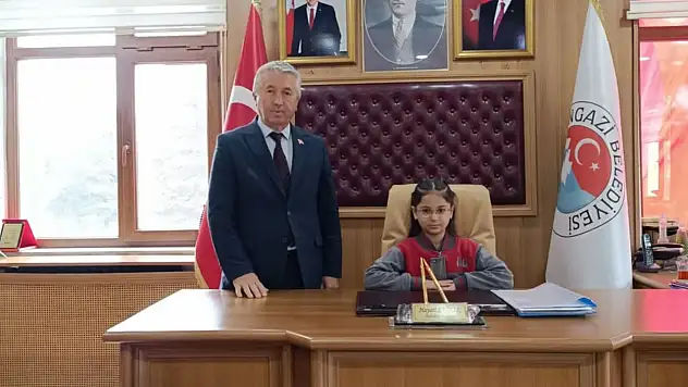 İhsangazi'de Başkanlık Koltuğu Çocuklara Emanet Edildi