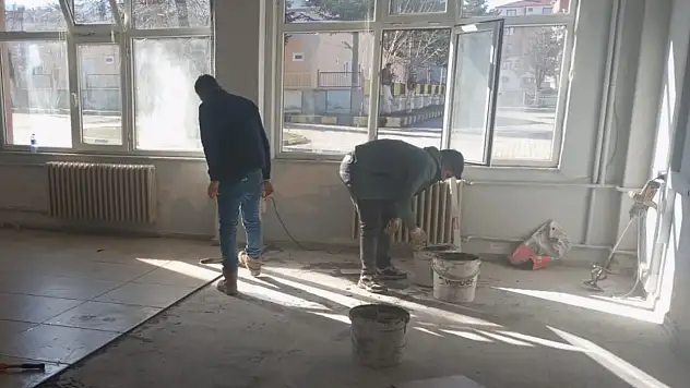 İhsangazi'de Okullara Tadilat Çalışmaları