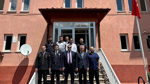 İhsangazi'de Sağlık Ve İtfaiye Personeline Bayram Ziyareti