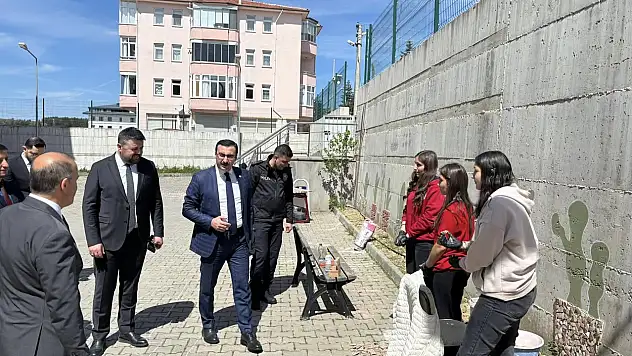 İhsangazi Kaymakamı Şahin'den Okullara Ziyaret