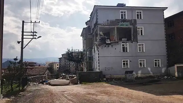 İki Yıldır Kapalı Olan Yol Vatandaşın Tepkisini Çekiyor