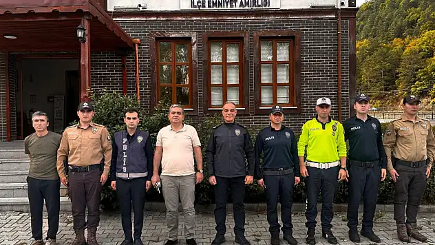 İl Emniyet Müdürü Taş'tan Doğanyurt Ve İnebolu Emniyeti'ne Ziyaret