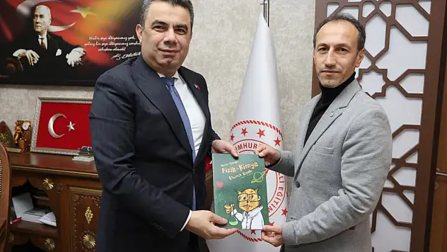 İl Millî Eğitim Müdürü Hasan Gümüş'e Kitap Takdim Edildi