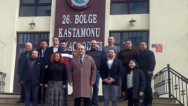İl Sağlık Müdürü Derdiyok'tan Eczacılar Odası'na Ziyaret