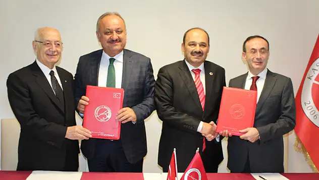 İlahiyat Fakültesi protokolü imzalandı