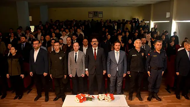 İlçelerde Anma Programı Düzenlendi