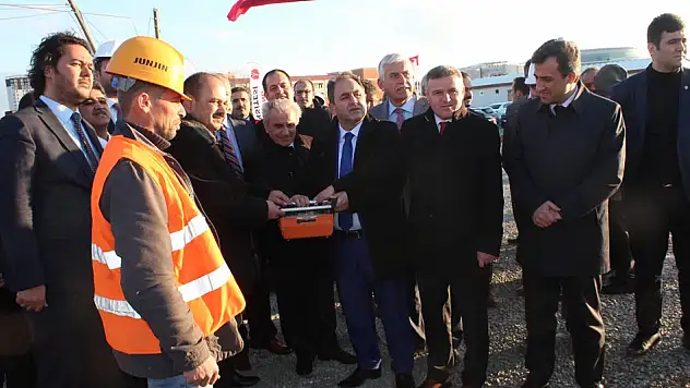 İletişim Fakültesi'nin temeli atıldı
