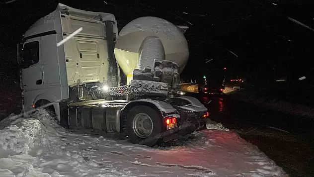 Ilgaz Dağı'nda Kar Yağışı Etkili Oluyor