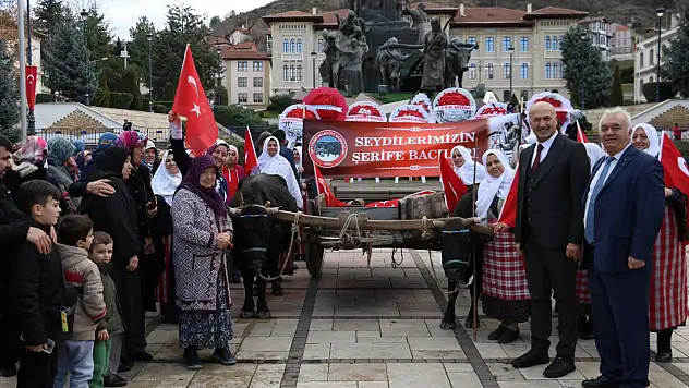 İlk Türk Kadın Mitingi 104 Yaşında