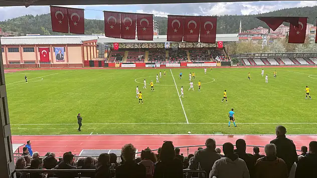 İlk Yarı Sona Erdi: Taşköprüspor Mu Cide Belediyespor Mu?