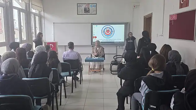 İmam Hatip Okullarının 75. Yılı Kutlandı