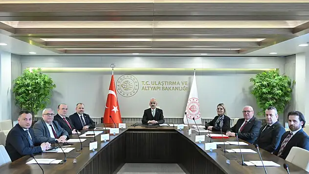 İnebolu Belediye Başkanı Uzuner'den Ulaştırma ve Altyapı Bakanlığı'na Ziyaret