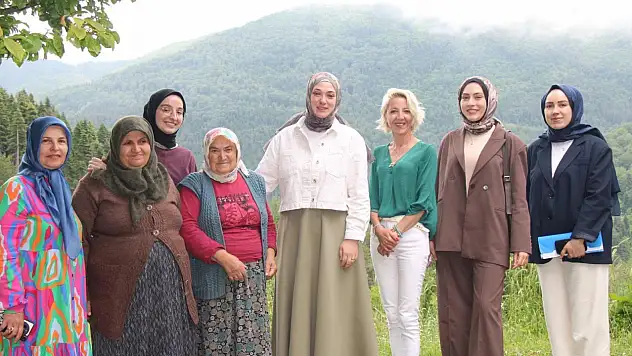 İnebolu'da 'Bir Gönül Kapısı' Ziyaretleriyle Ailelerin Kapısı Çalındı