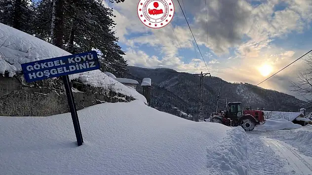 İnebolu'da Karla Mücadele Sürüyor