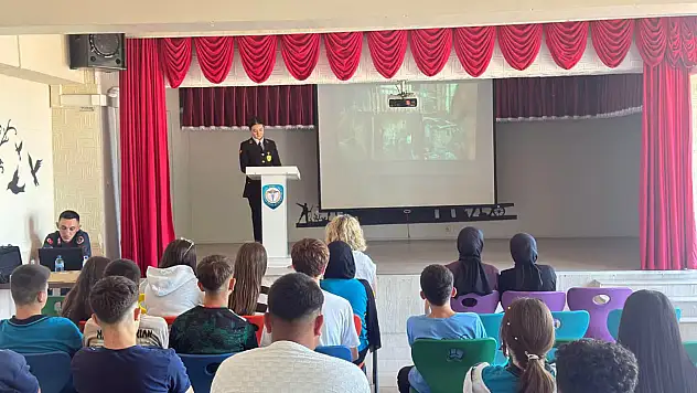 İnebolu'da Öğrencilere Jandarma Teşkilatı Tanıtıldı