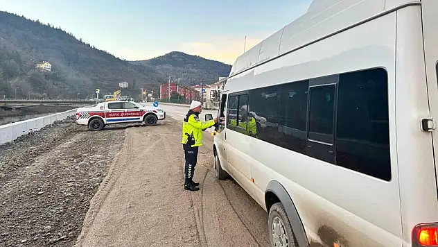 İnebolu'da Okul Servislerine Sıkı Denetim