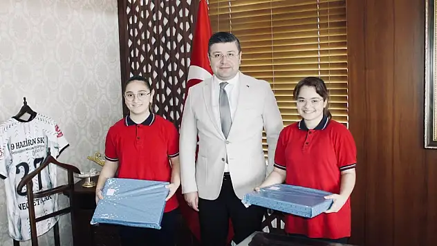 İnebolu'nun Şampiyon Raketleri Kaymakamlıkta