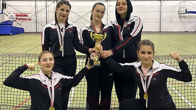 İnebolulu Kızlardan İl Birinciliği