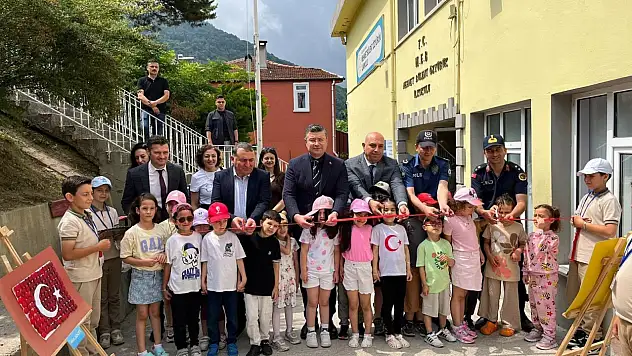 İngilizce Ve Dil Sergisi Ziyarete Açıldı