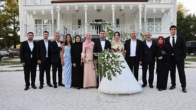 İş, siyaset ve cemiyet dünyası bu düğünde buluştu